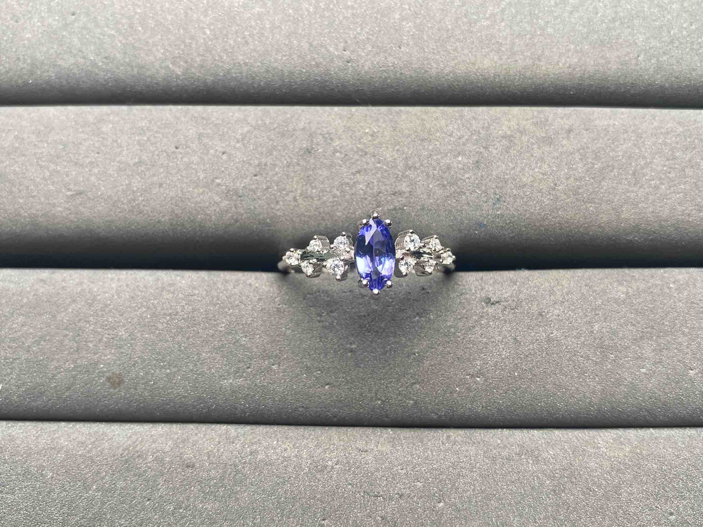 A15503 Tanzanite Ring