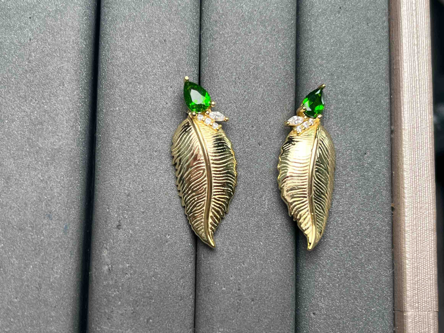 A15555 Diopside Earrings