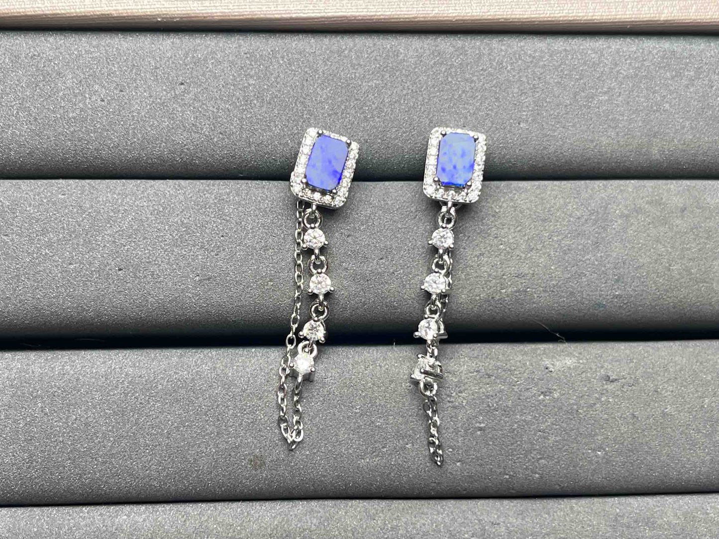 A15596 Opal Earrings