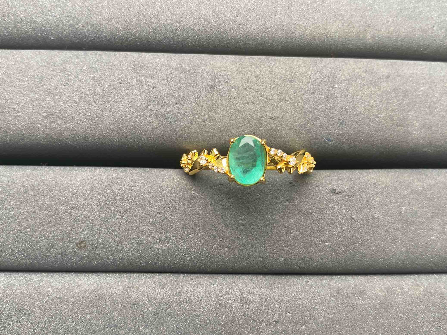 A15608 Emerald Ring