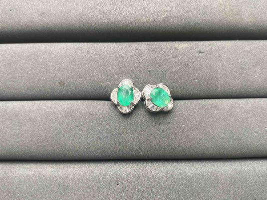 A15640 Emerald Earrings