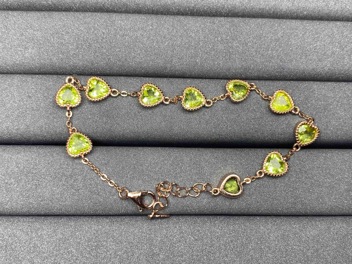 A1570 Peridot Bracelet