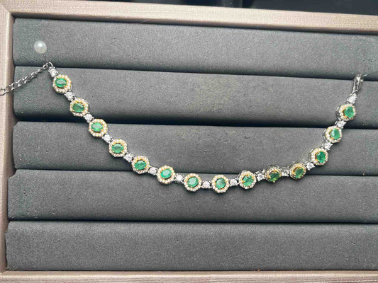 A15717 Emerald Bracelet