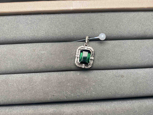 A15881 Tourmaline Pendant