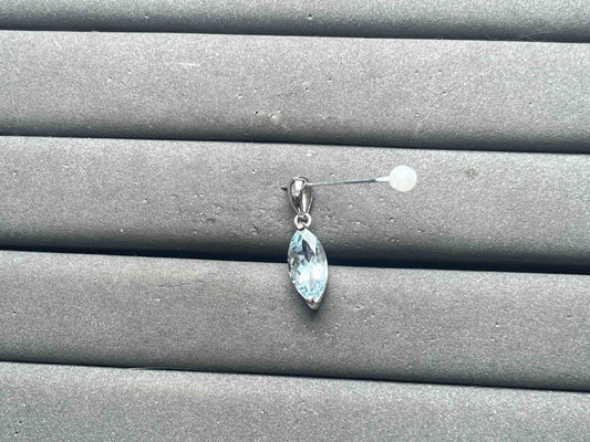 A15906 Aquamarine Pendant