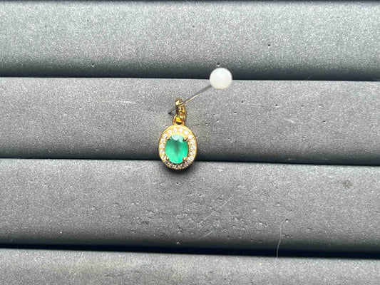 A15918 Emerald Pendant