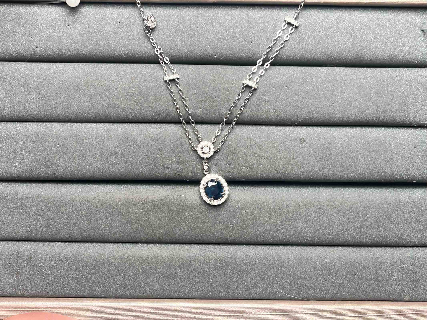 A15935 Sapphire Necklace