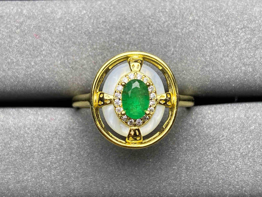 A1611 Emerald Ring