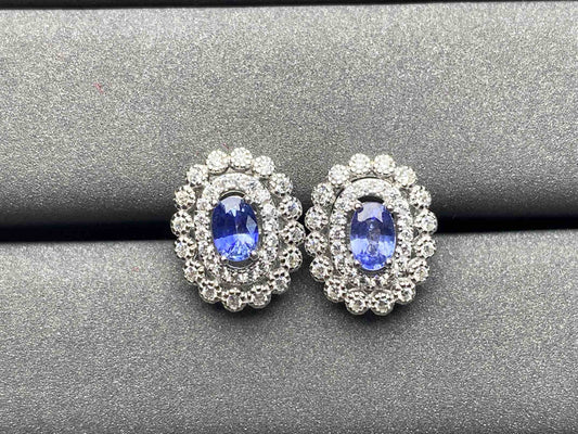 A1686 Cornflower Sapphire Ring
