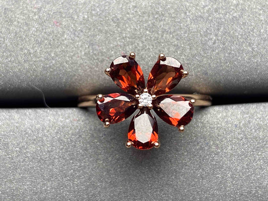A1829 Garnet Ring