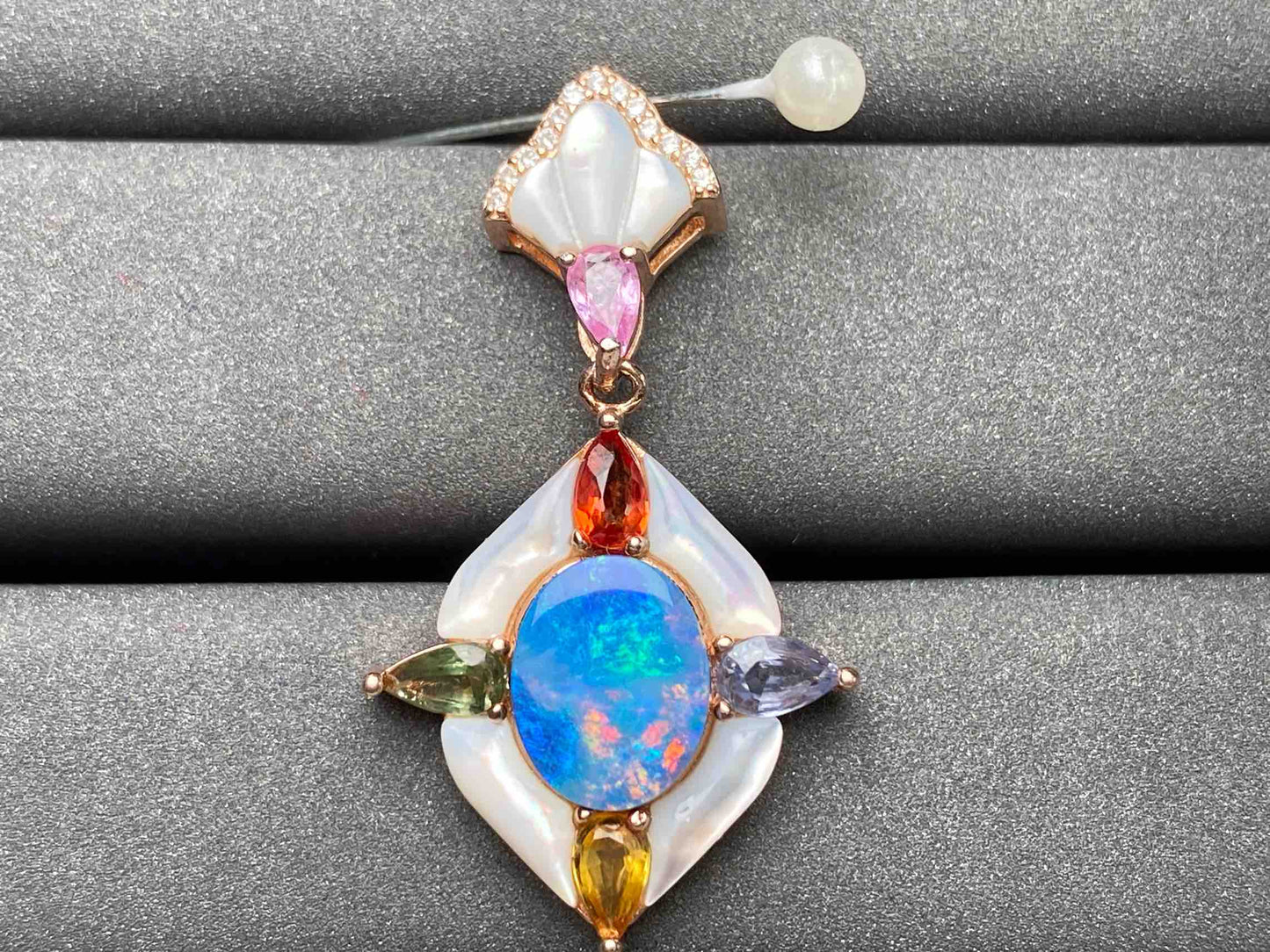 A1984 Opal Pendant
