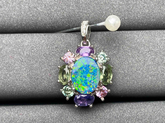A1989 Opal Pendant