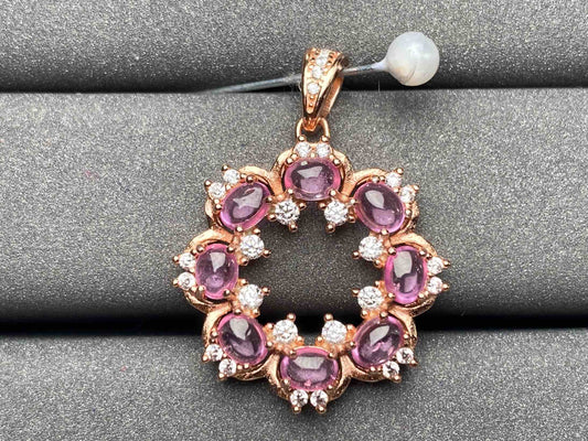 A2013 Pink Sapphire Pendant