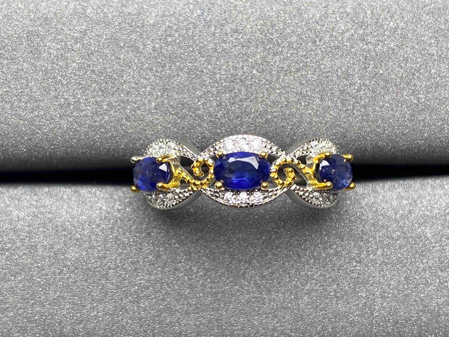 A205 Blue Sapphire Ring