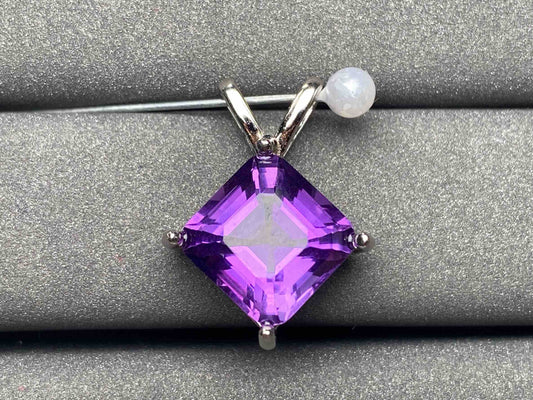 A2064 Amethyst Pendant