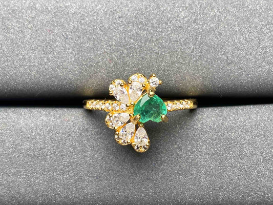 A2085 Emerald Ring