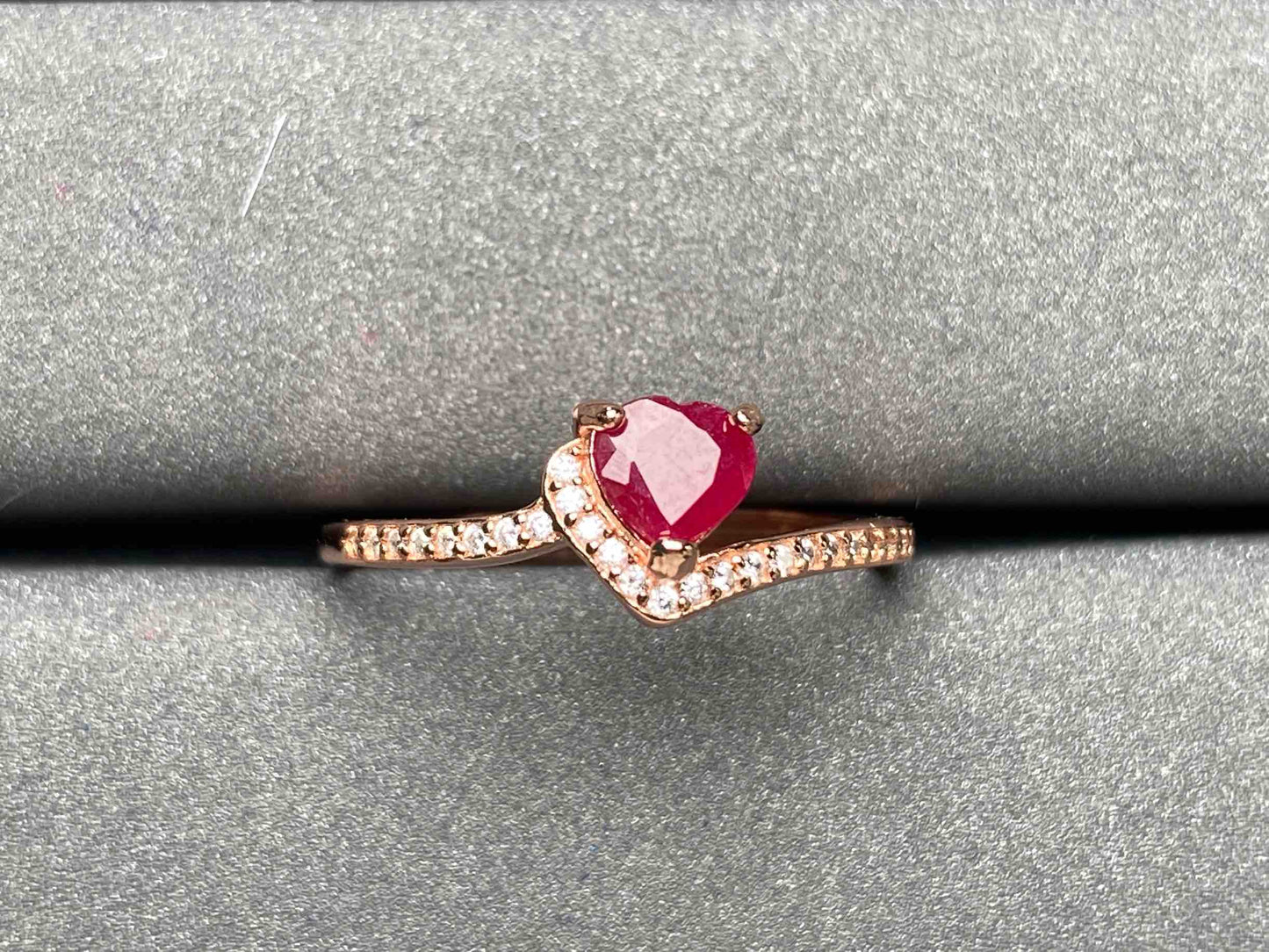 A2092 Ruby Ring