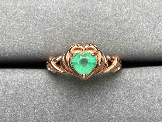 A2113 Emerald Ring