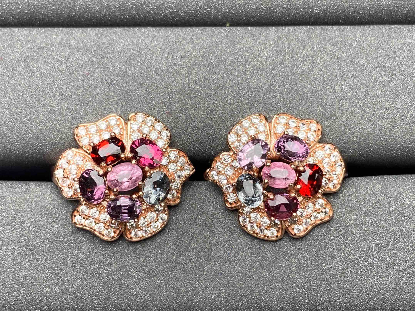 A2122 Spinel Earrings