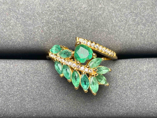 A2135 Emerald Ring