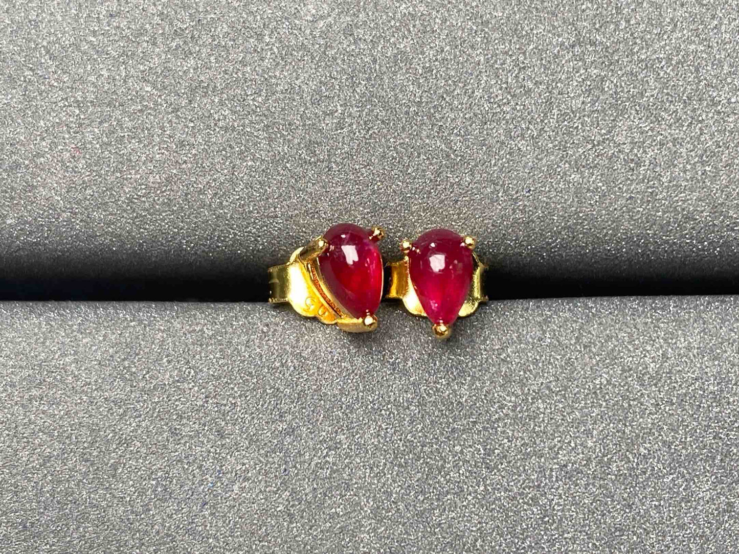 A2156 Ruby Earrings
