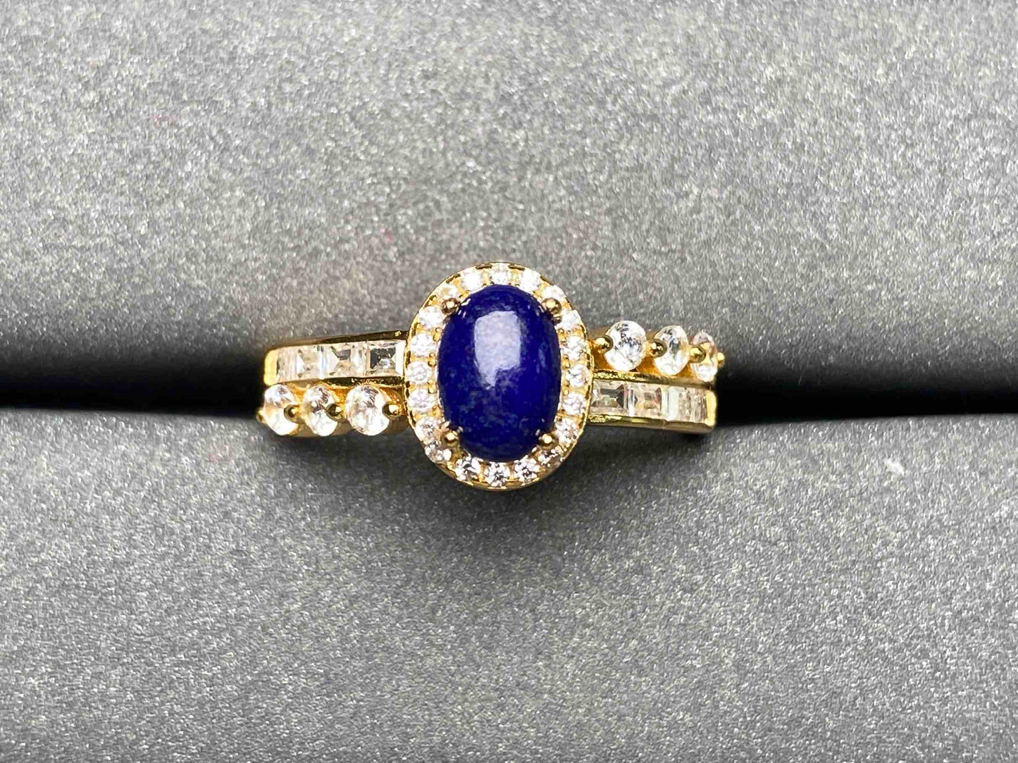 A2243 Lapis lazuli Ring