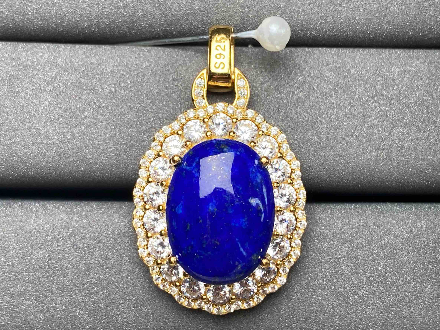 A2285 Lapis lazuli Pendant