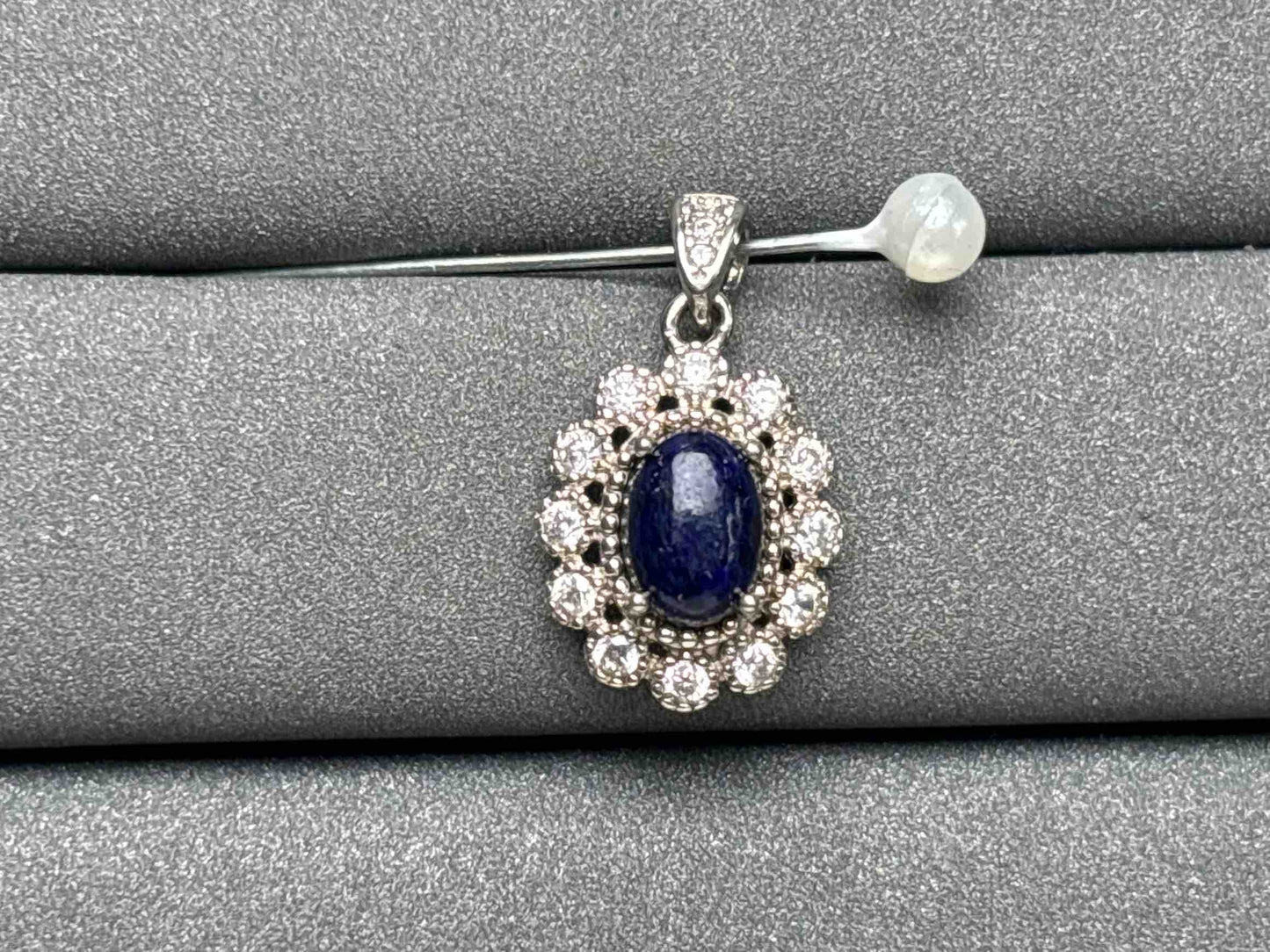 A2360 Lapis lazuli Pendant