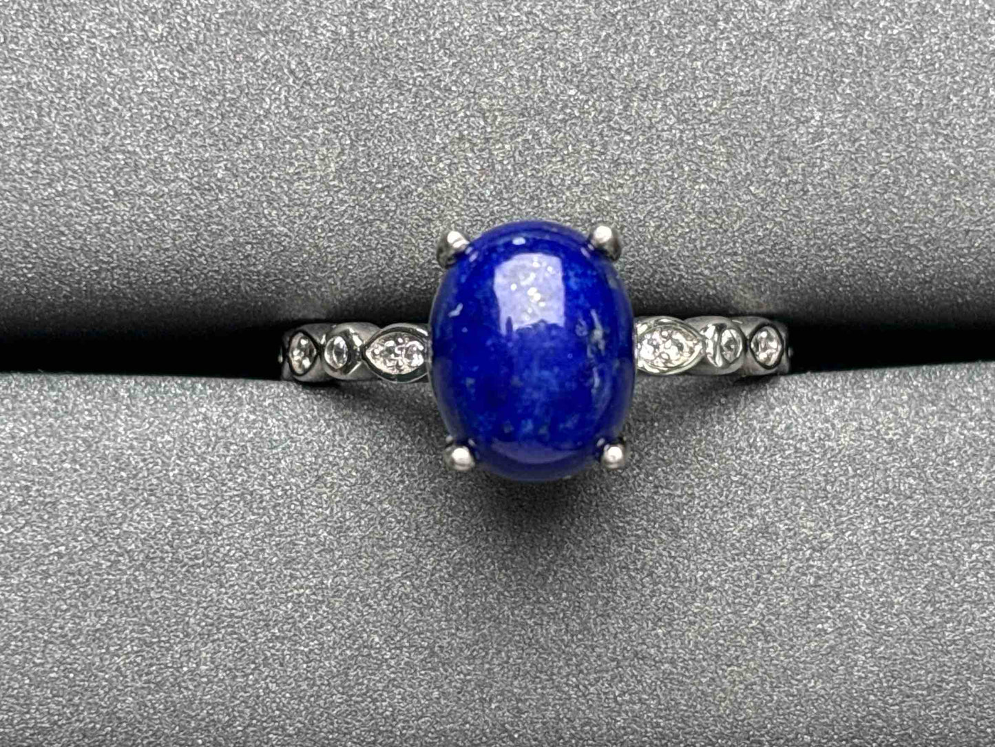 A2410 Lapis lazuli Ring
