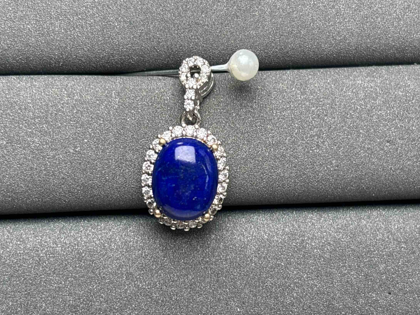 A2419 Lapis lazuli Pendant