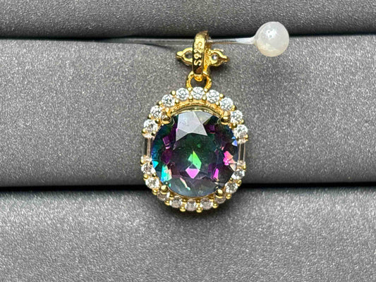 A2472 Topaz Pendant