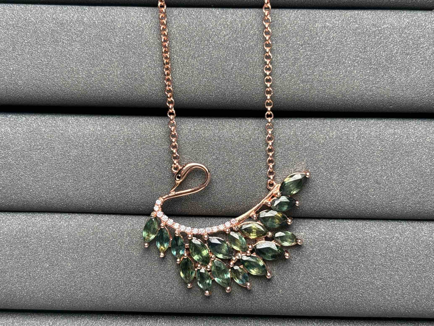 A2488 Teal Sapphire Necklace