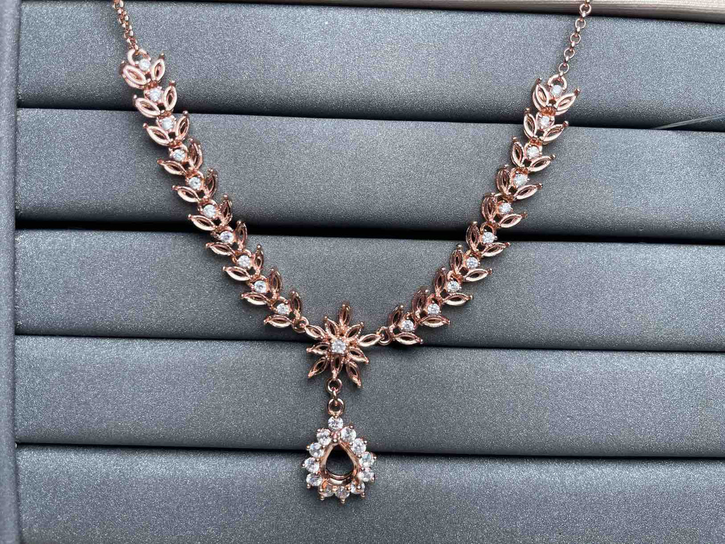 A2555 Setting Necklace