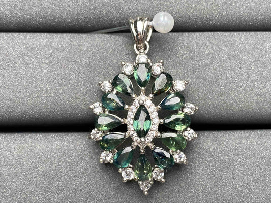 A2619 Teal Sapphire Pendant