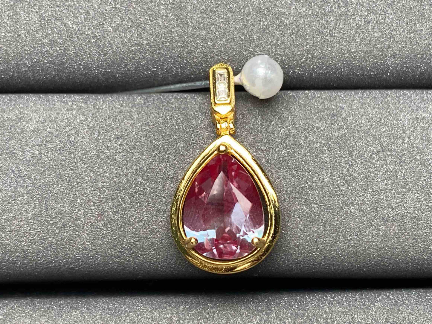 A2671 Alexandrite Pendant