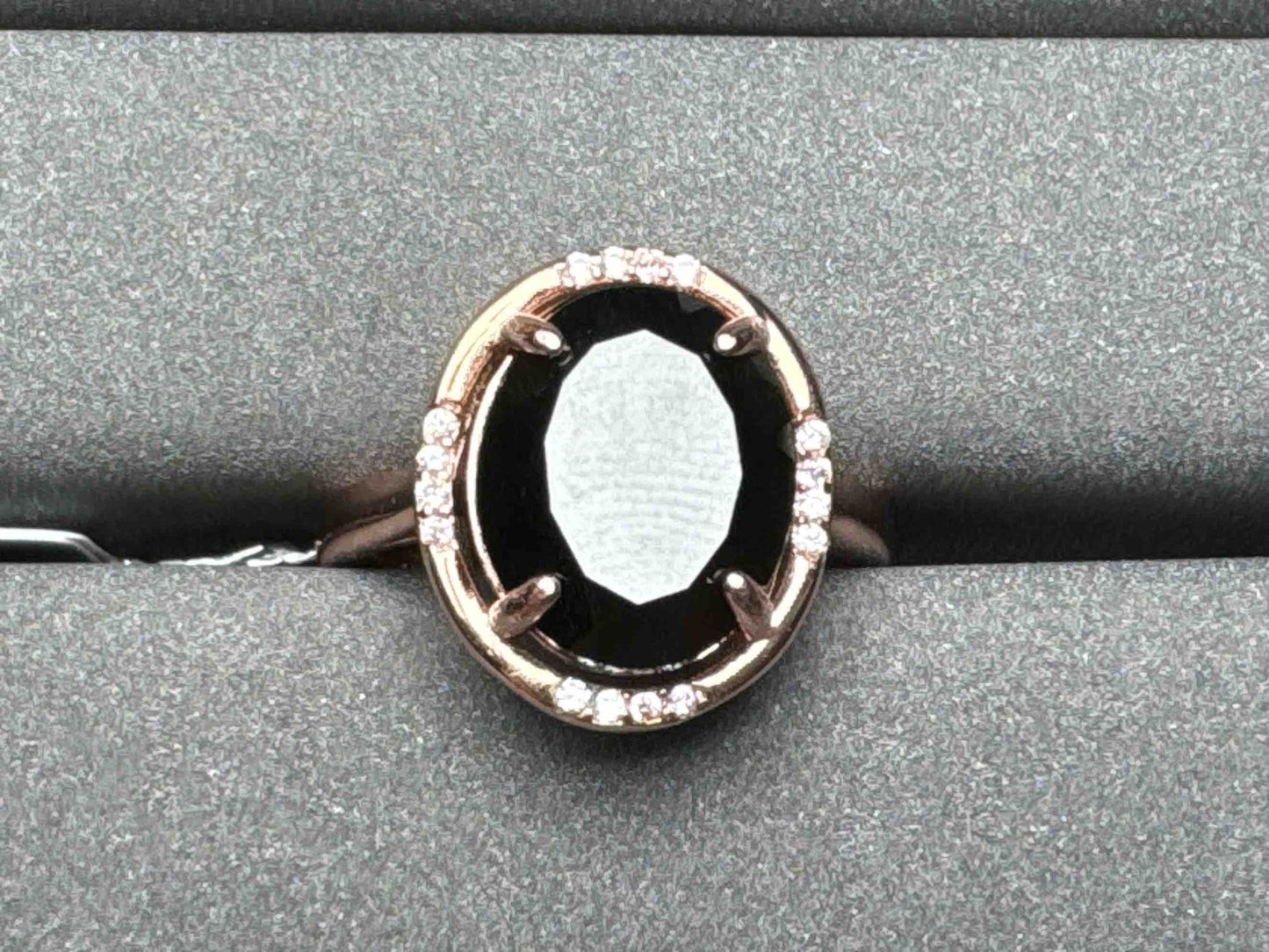 A2730 Spinel Ring