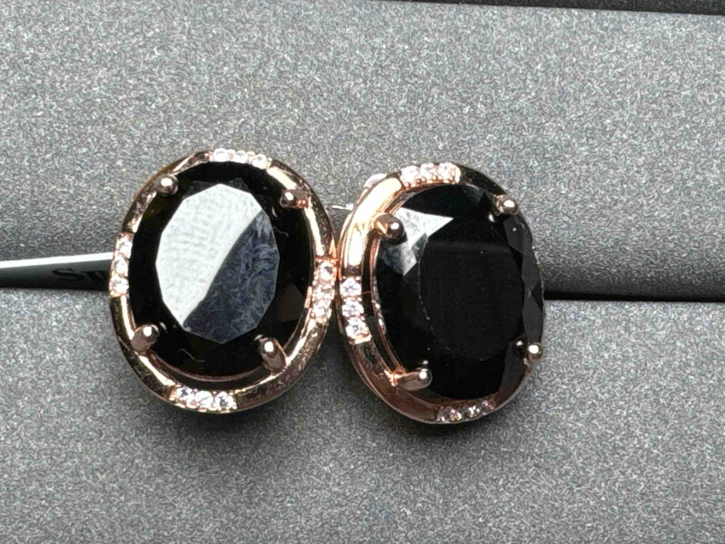 A2742 Spinel Earrings