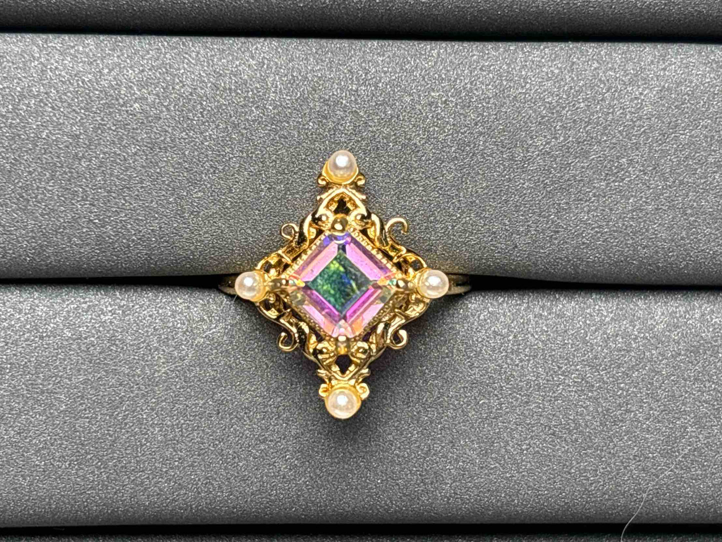 A2745 Aura Quarz Ring