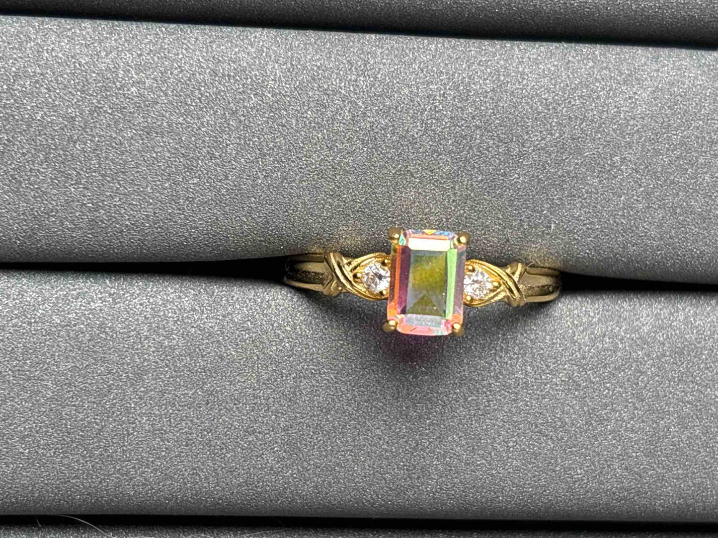 A2809 Aura Quarz Ring