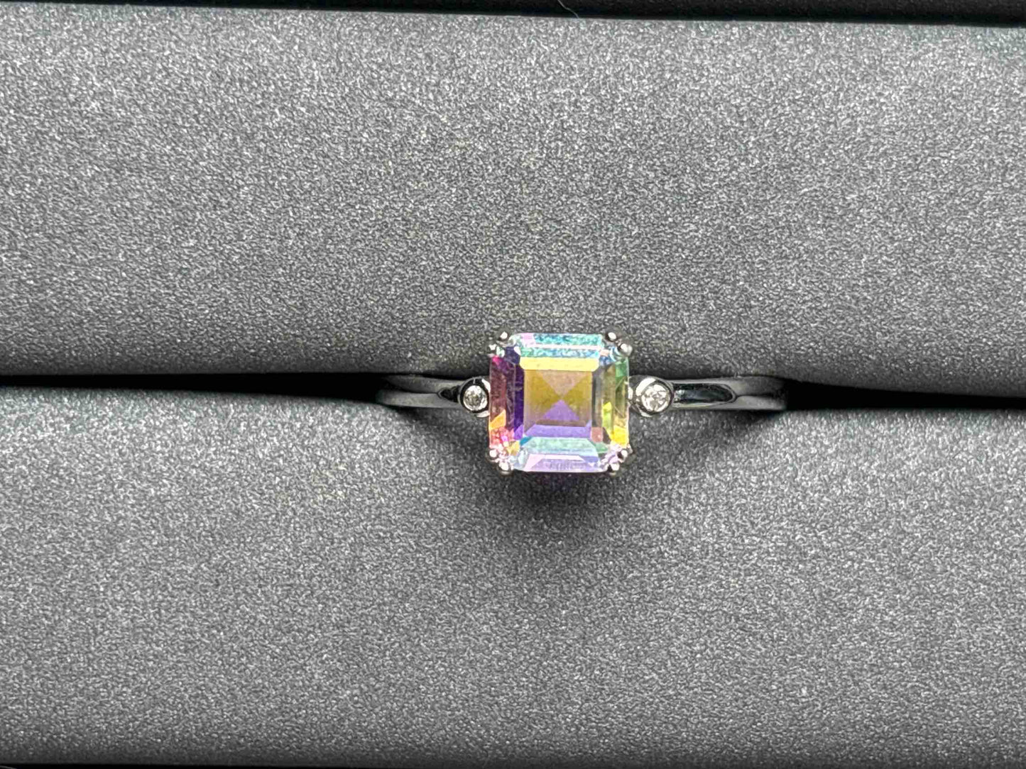 A2825 Aura Quarz Ring
