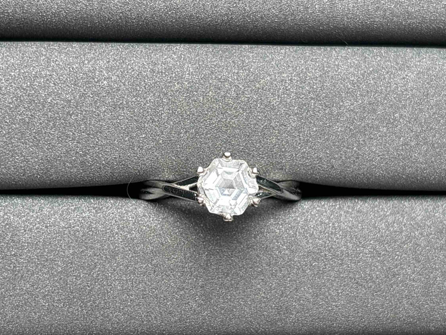 A2855 Aura Quarz Ring