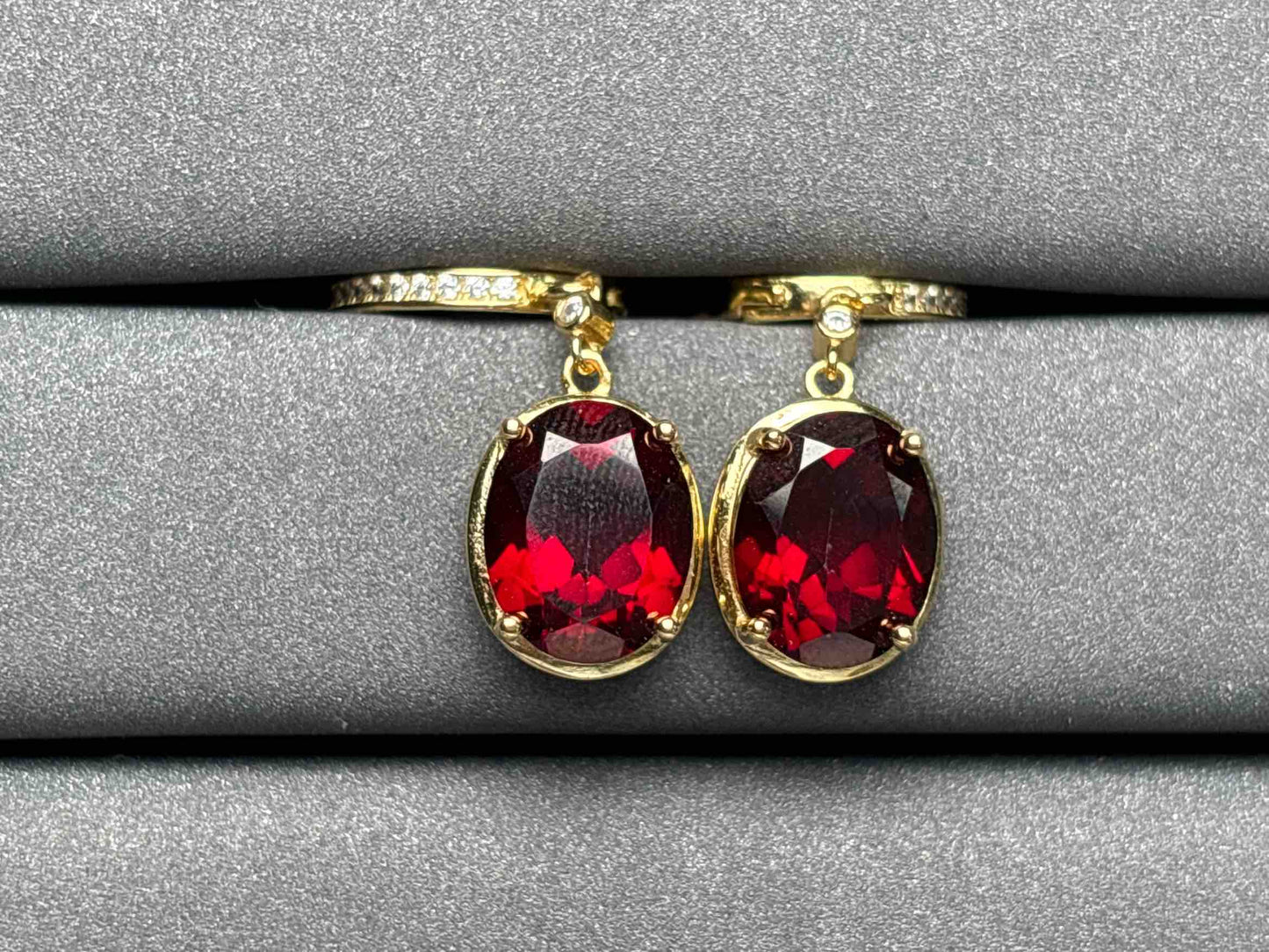 A2874 Topaz Earrings