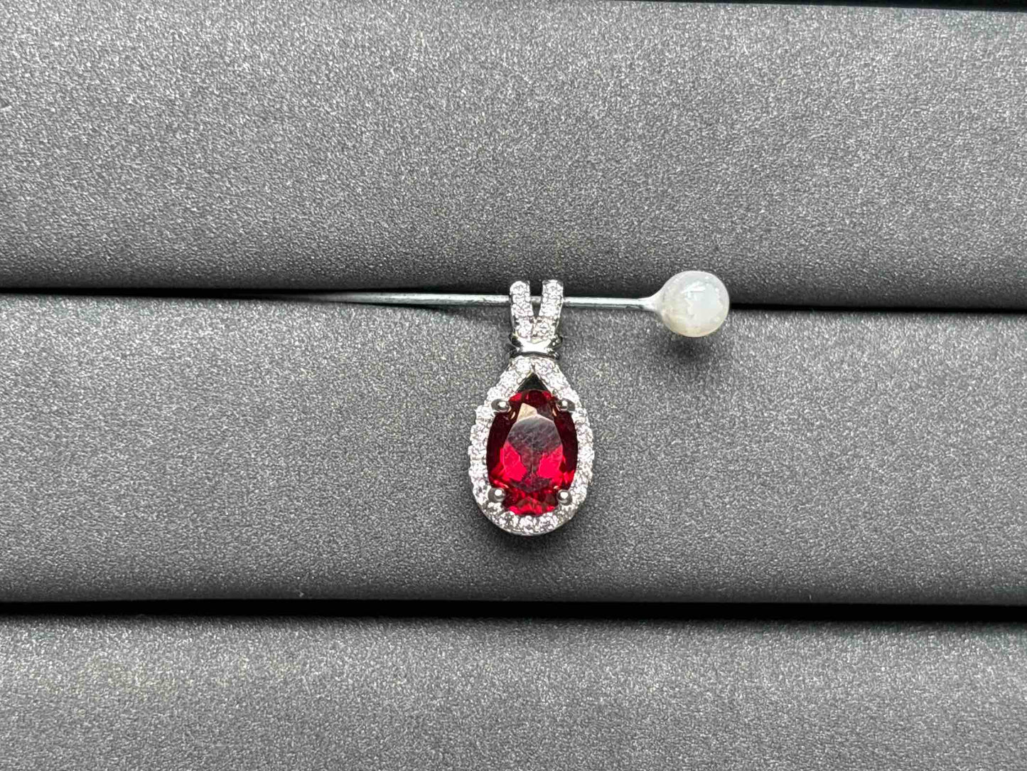A2889 Topaz Pendant