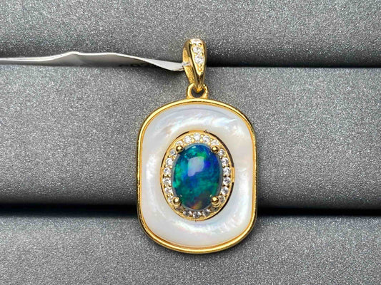 A3076 Opal Pendant