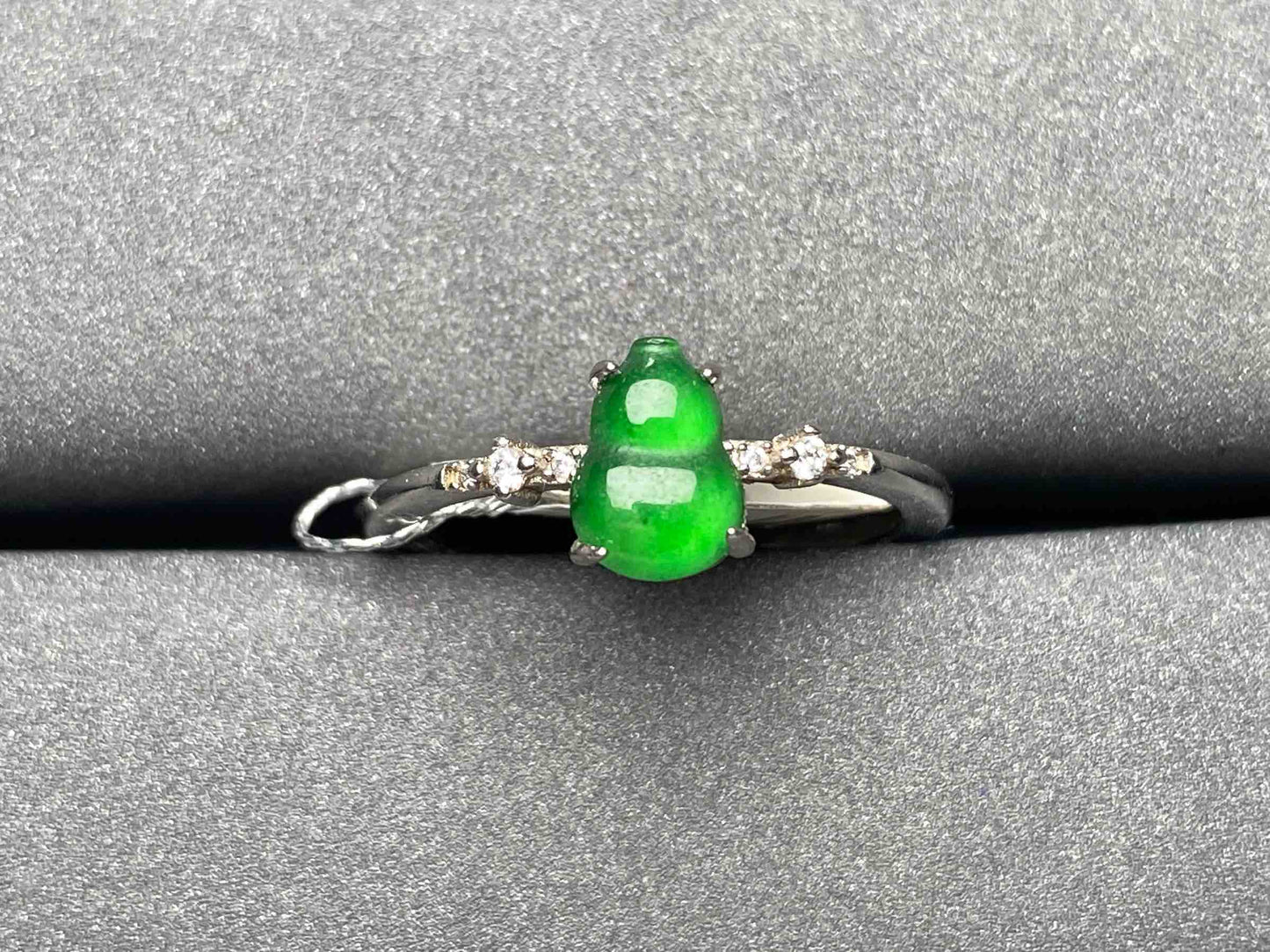 A3090 Jadeite Ring