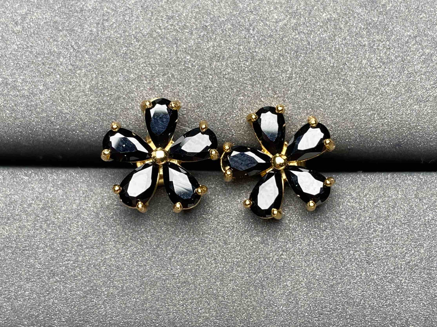 A3206 Spinel Earrings