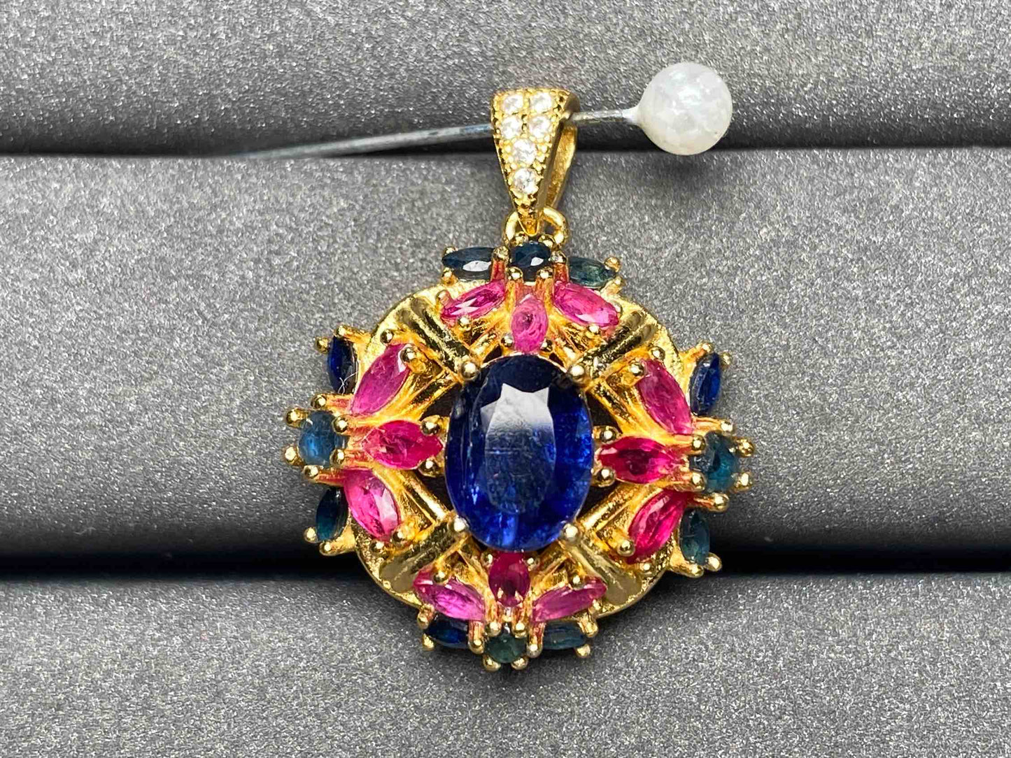 A3228 Blue Sapphire Pendant
