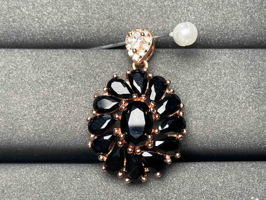 A3247 Spinel Pendant