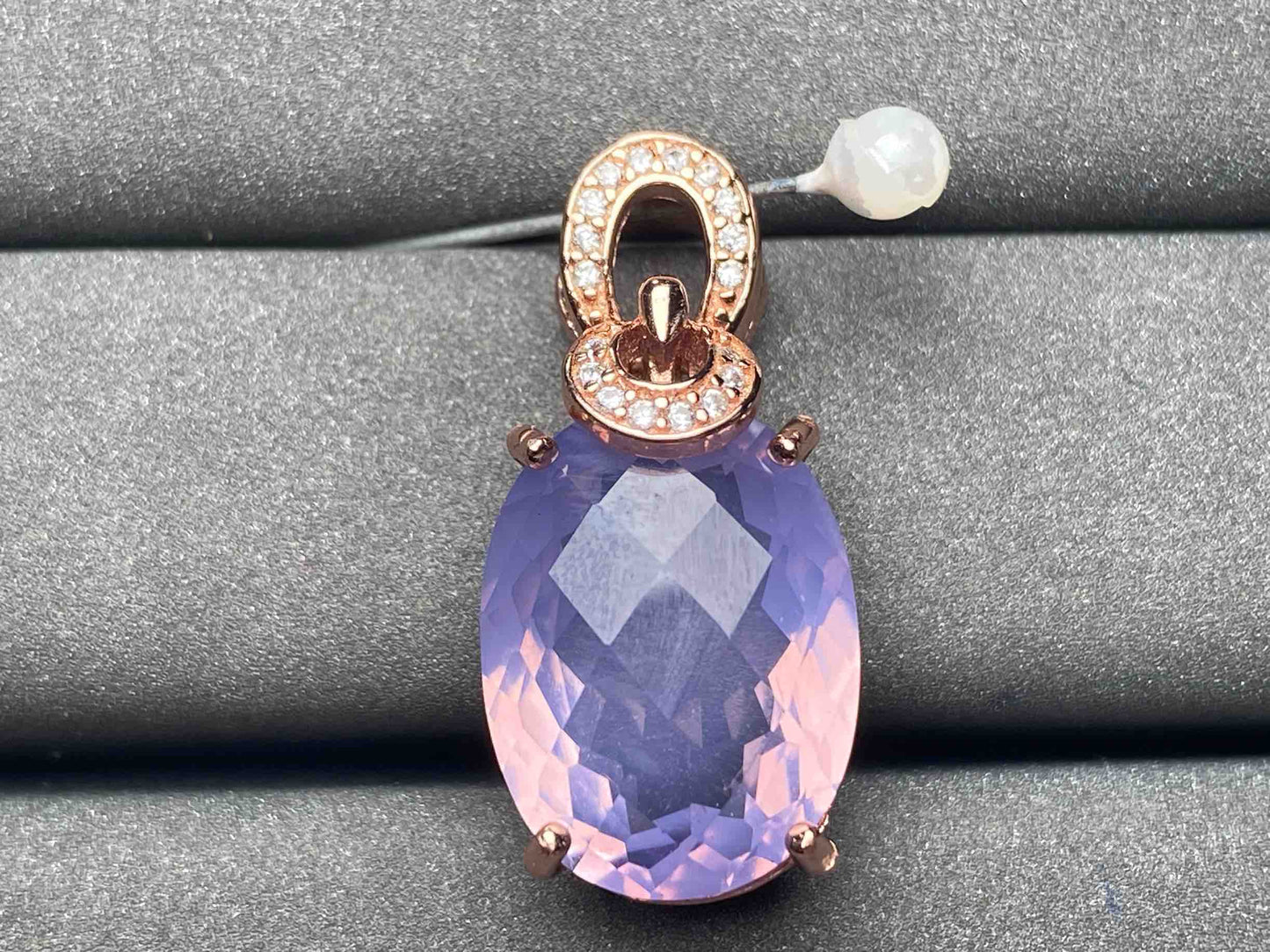 A3283 LMQ Pendant
