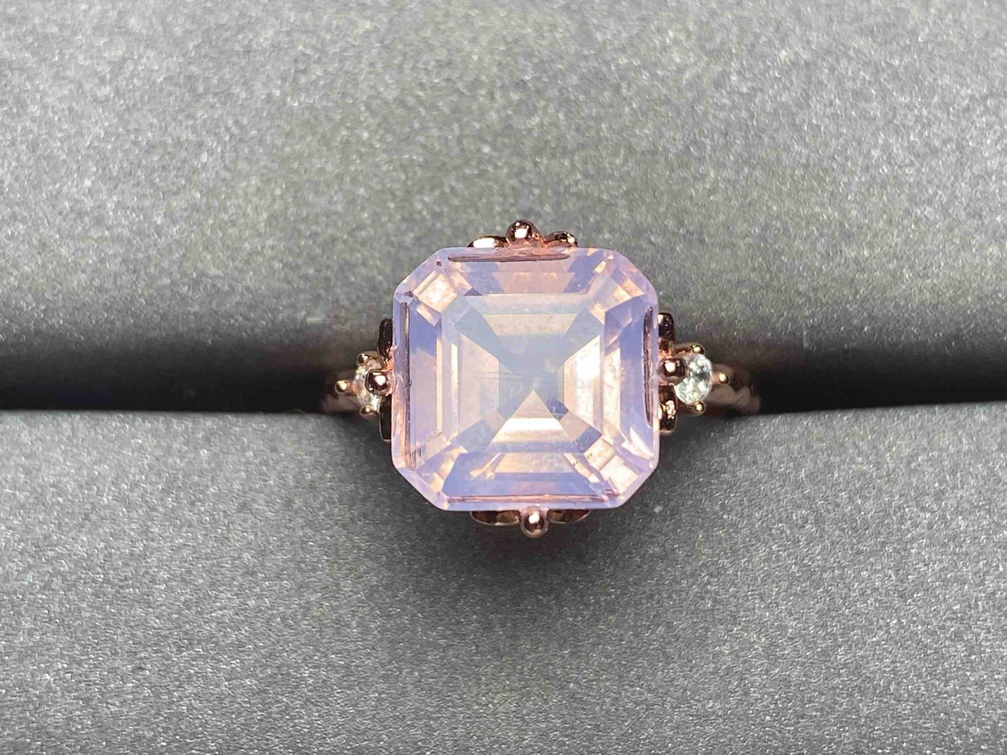 A3323 LMQ Ring